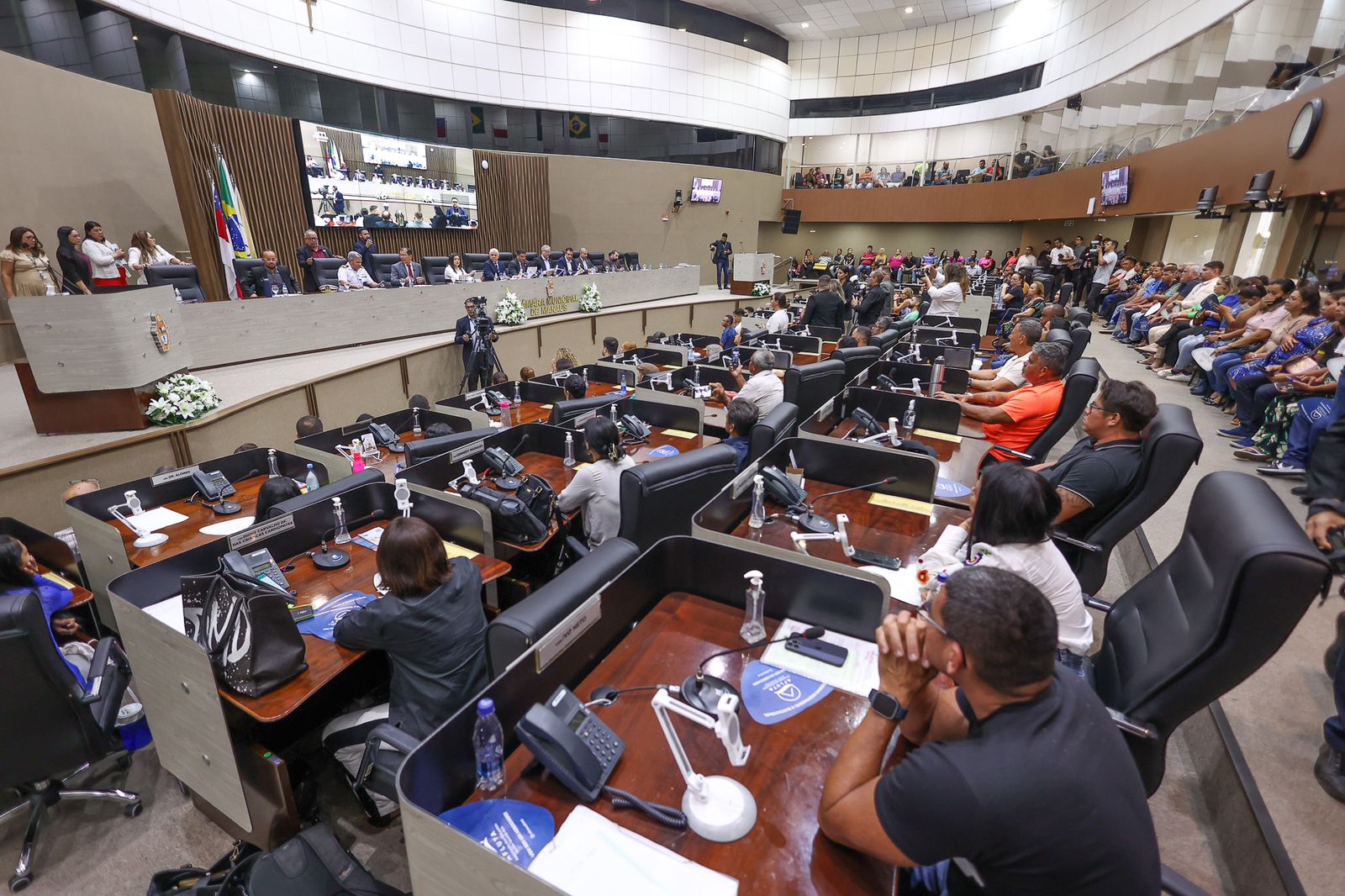 CMM discute ordenamento dos flutuantes do Tarumã-Açu em Audiência Pública