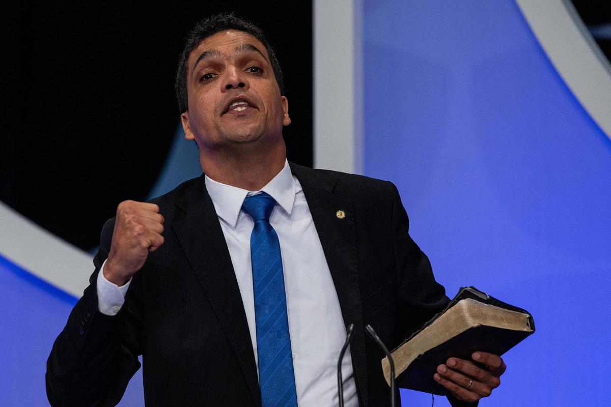 Mobiliza lança Cabo Daciolo como candidato ao Governo do Amazonas
