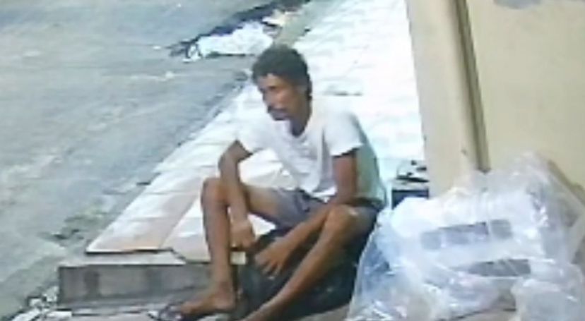 Polícia Civil divulga imagem de suspeito de furtar hidrômetro no bairro Coroado