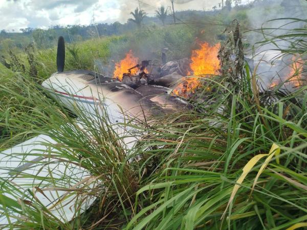 Vídeo: FAB intercepta avião usado no tráfico de drogas no Pará