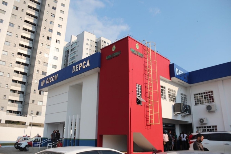 Tia é presa como suspeita de matar sobrinha de dois anos