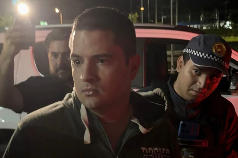 Vídeos: motorista que atropelou cães comunitários é preso no aeroporto de Manaus