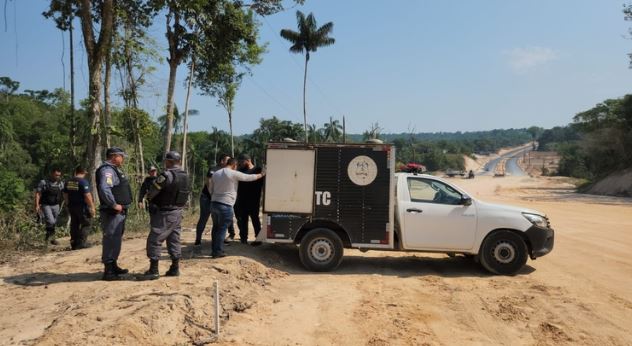 Corpo com sinais de tortura é encontrado em ramal do Distrito Industrial 2