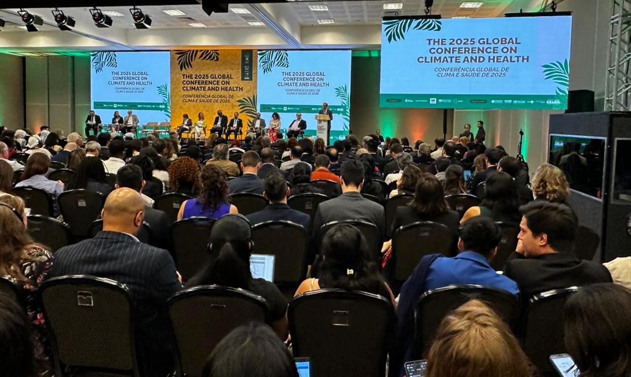 Pré-COP30: FVS-RCP participa da Conferência Global sobre Clima e Saúde de 2025