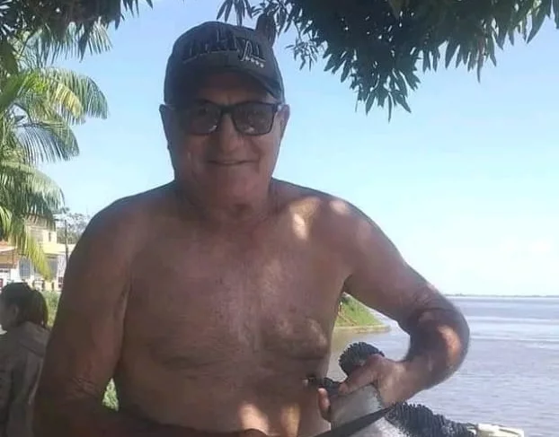 Idoso é executado a tiros enquanto caminhava  em rua de Parintins