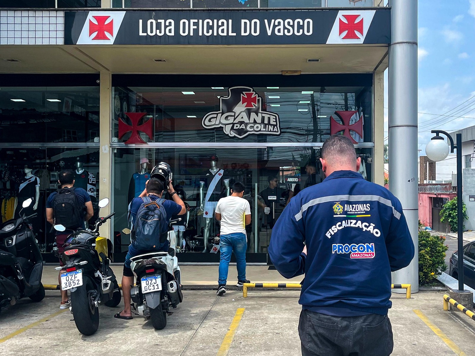 Procon-AM notifica empresa por irregularidade na venda de ingressos para Vasco X Madureira