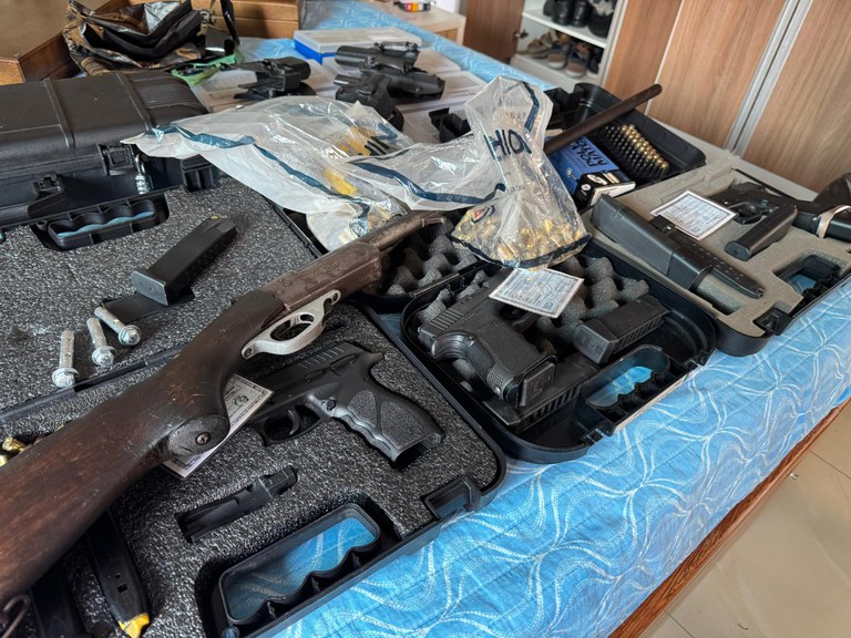 PF investiga contrabando de armas durante operação no Amazonas