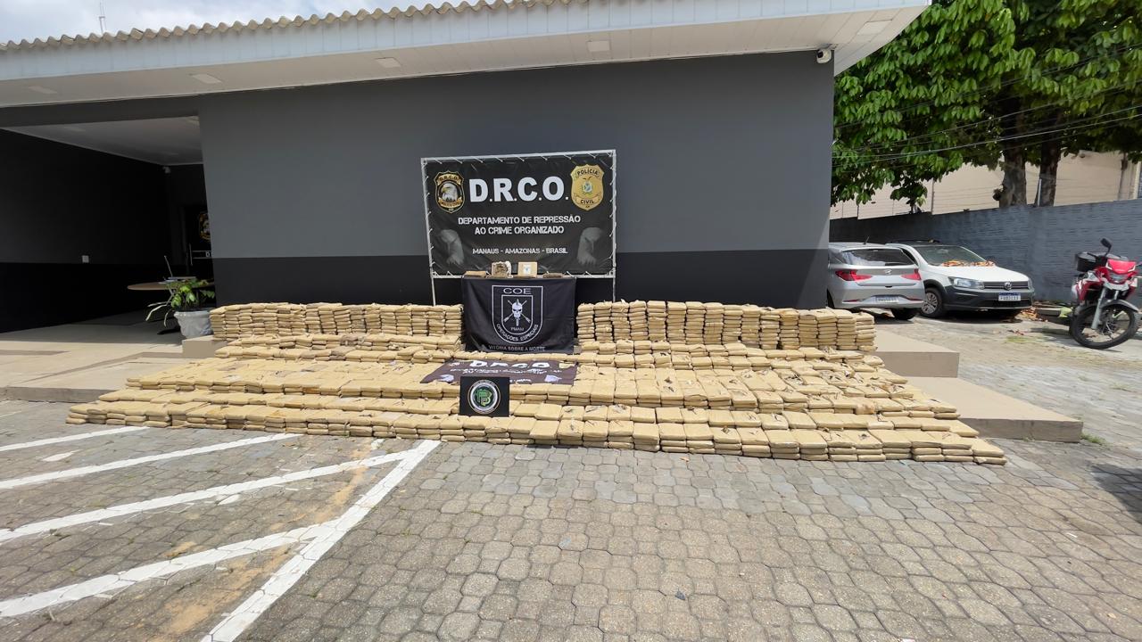 Operação prende 10 pessoas e apreende 1,7 tonelada de drogas no AM