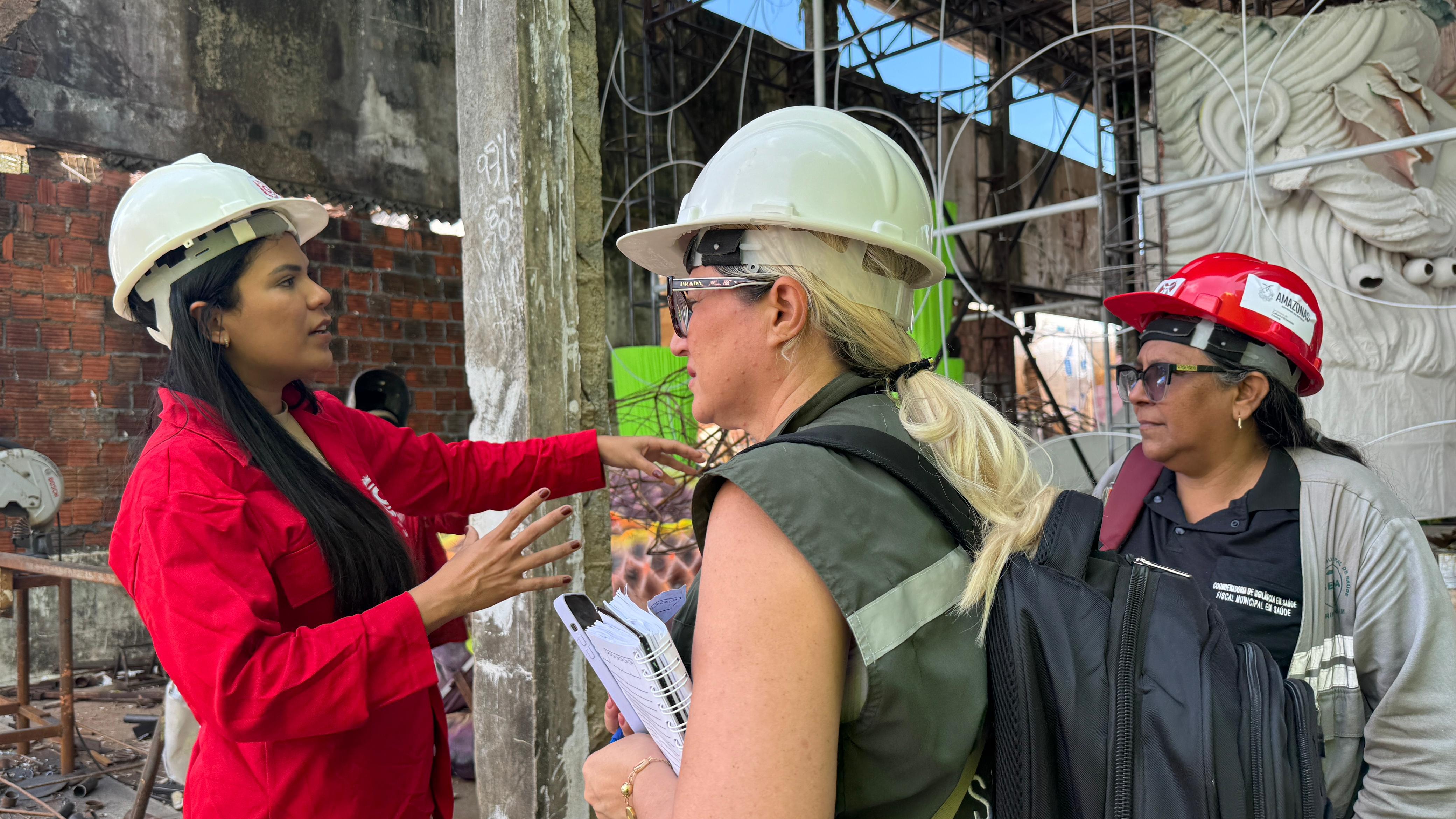 Vigilância em Saúde realiza fiscalização nos galpões da Cidade Garantido