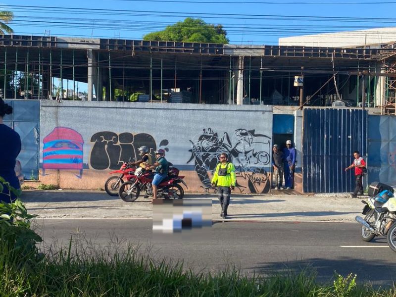 Idoso morre após ser atropelado por motocicleta na Av. Ephigênio Salles