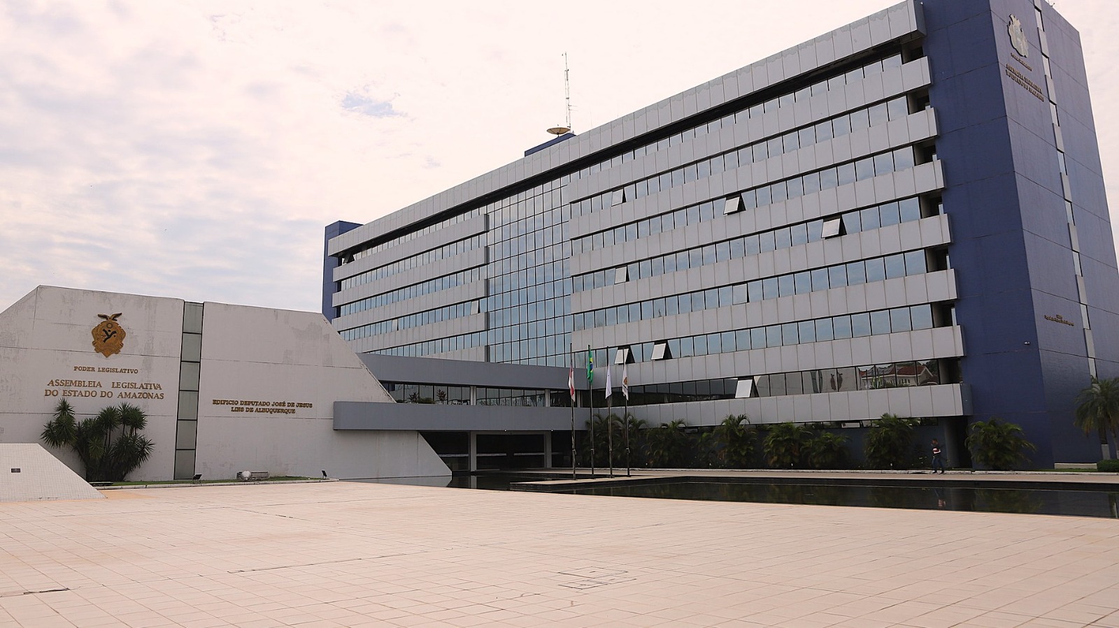 Chapas, que concorrem ao 'mandato-tampão', protocolam defesa contra pedidos de impugnações