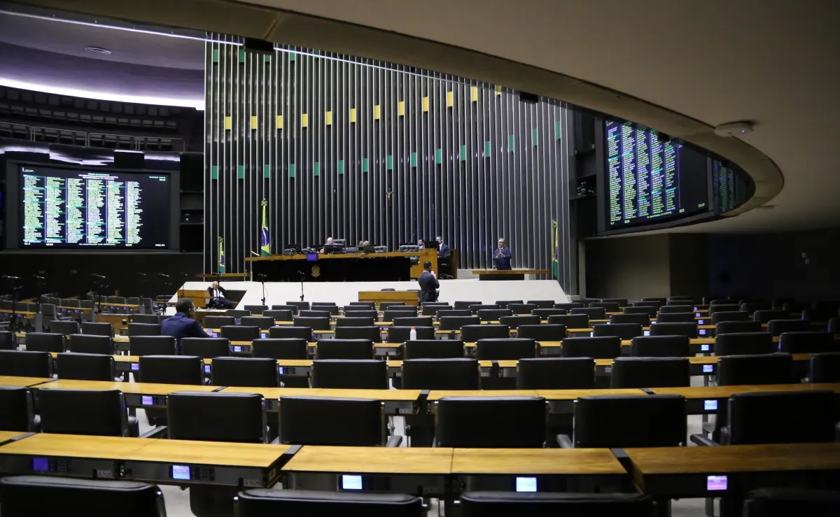 Amazonas terá 10 deputados federais e 30 estaduais a partir de 2027