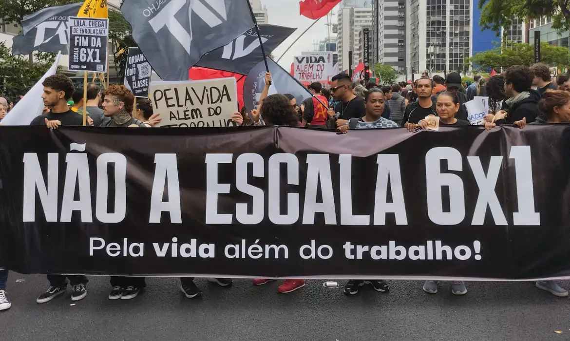 IPEN/G6: Fim da escala 6x1 tem apoio esmagador no Amazonas e favorece Lula no recorte presidencial