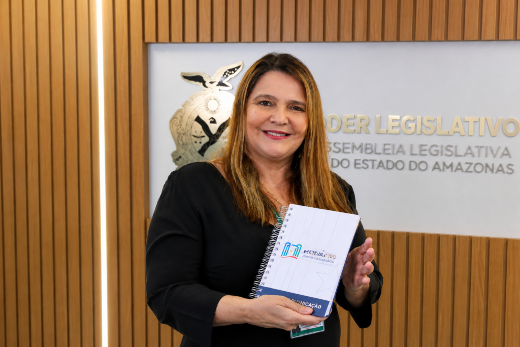 Mônica Santaella deixa Diretoria de Comunicação da Aleam