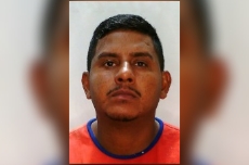 Suspeito de matar jovem a golpes de chave de fenda em Manaus é procurado pela polícia