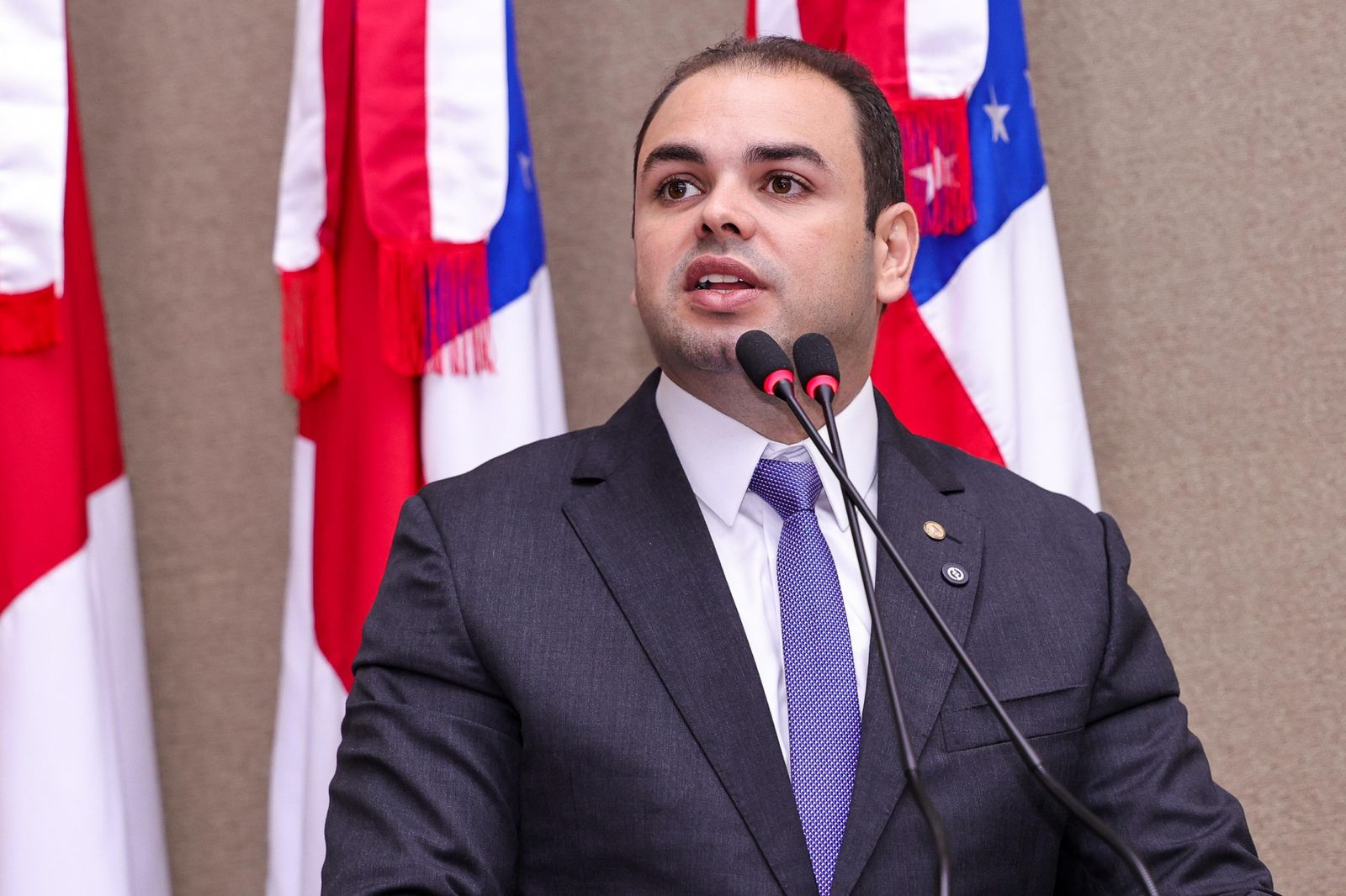 Roberto Cidade critica abandono da BR-319 e pede mobilização