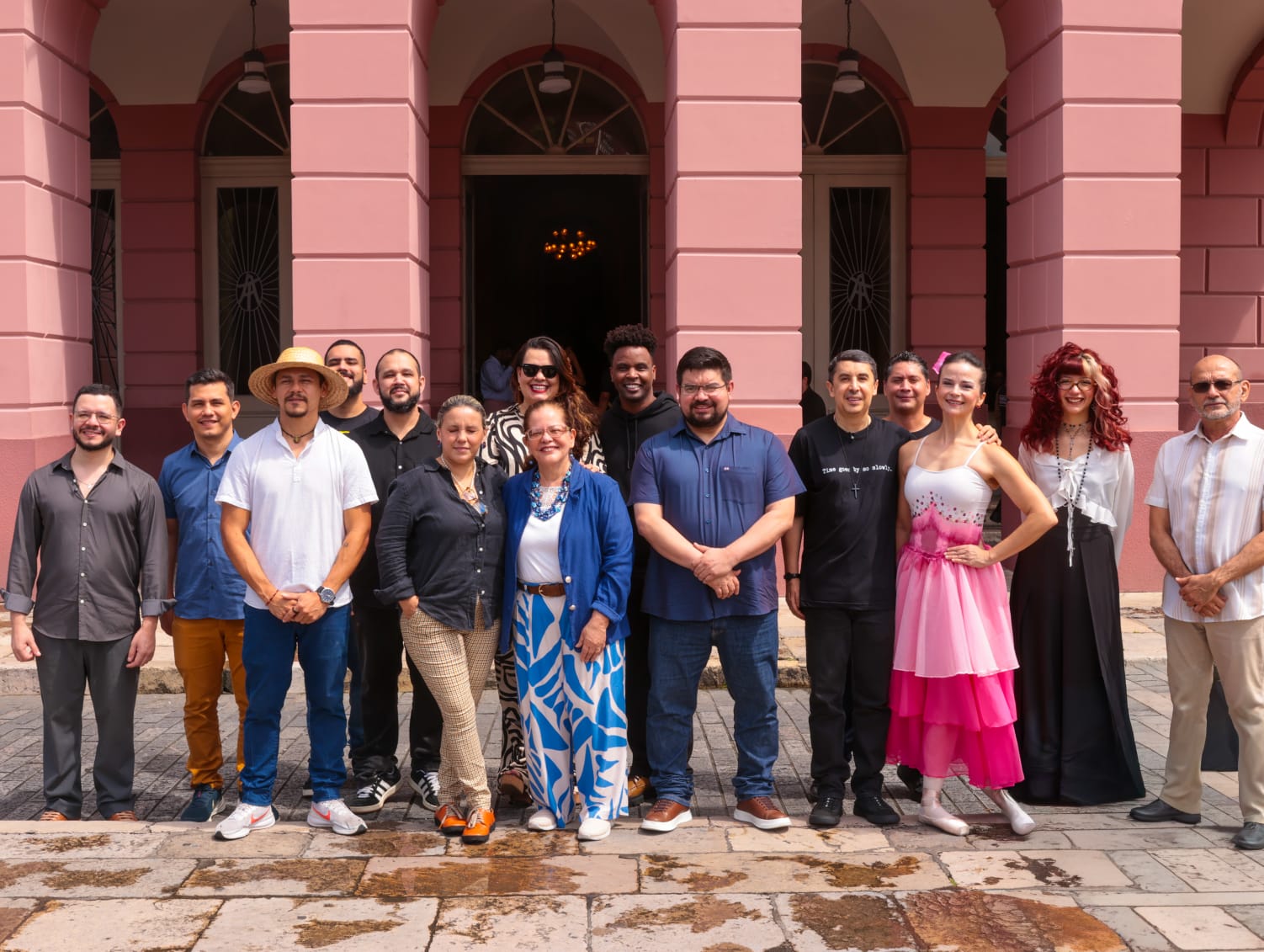 Série Encontro das Águas leva a nova música brasileira ao palco do Teatro Amazonas em concerto inédito