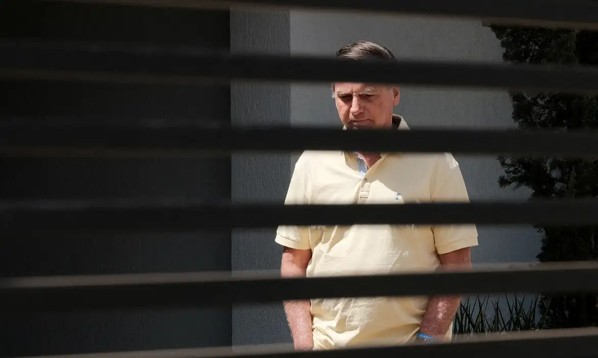 PGR é contra recurso de Bolsonaro para voltar a receber visitas