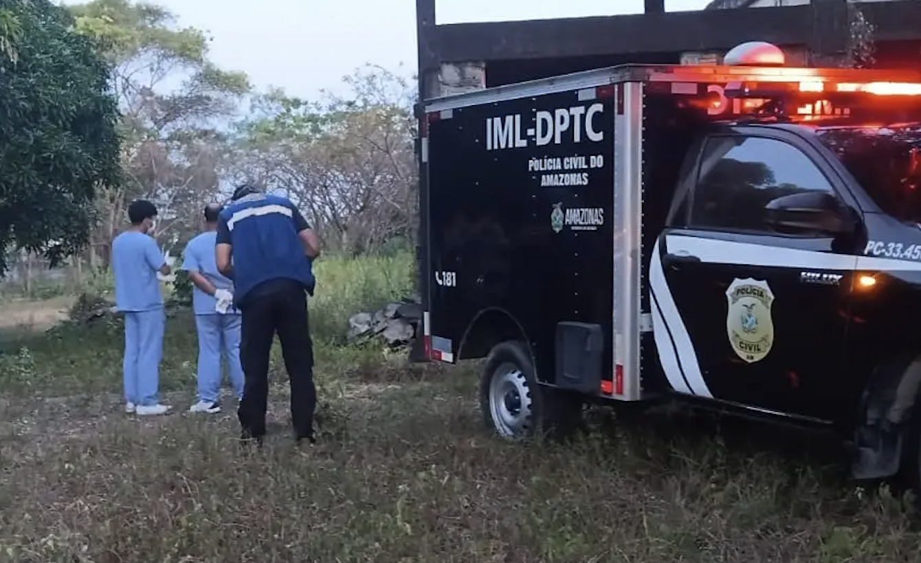Vídeo: homem desaparecido é encontrado morto em terreno baldio no Aleixo