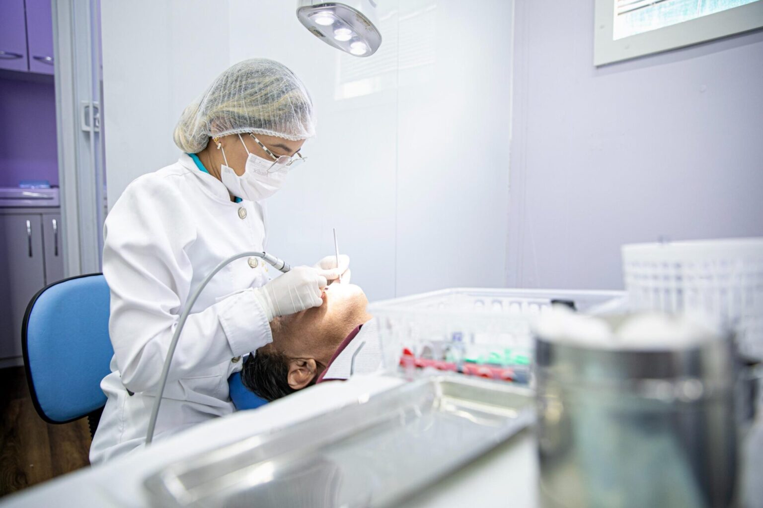 UEA faz atendimento odontológico gratuito à estudantes e familiares