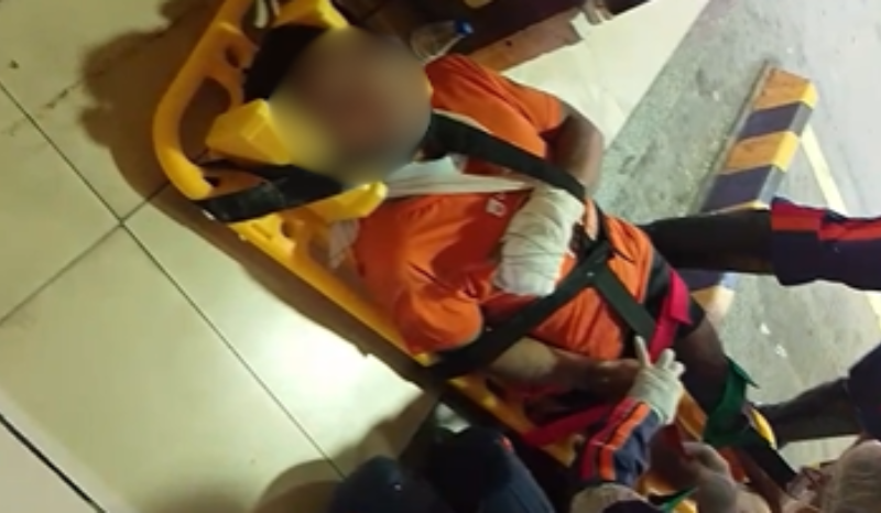 Homem tem dedo cortado durante cobrança de dívida em Manaus