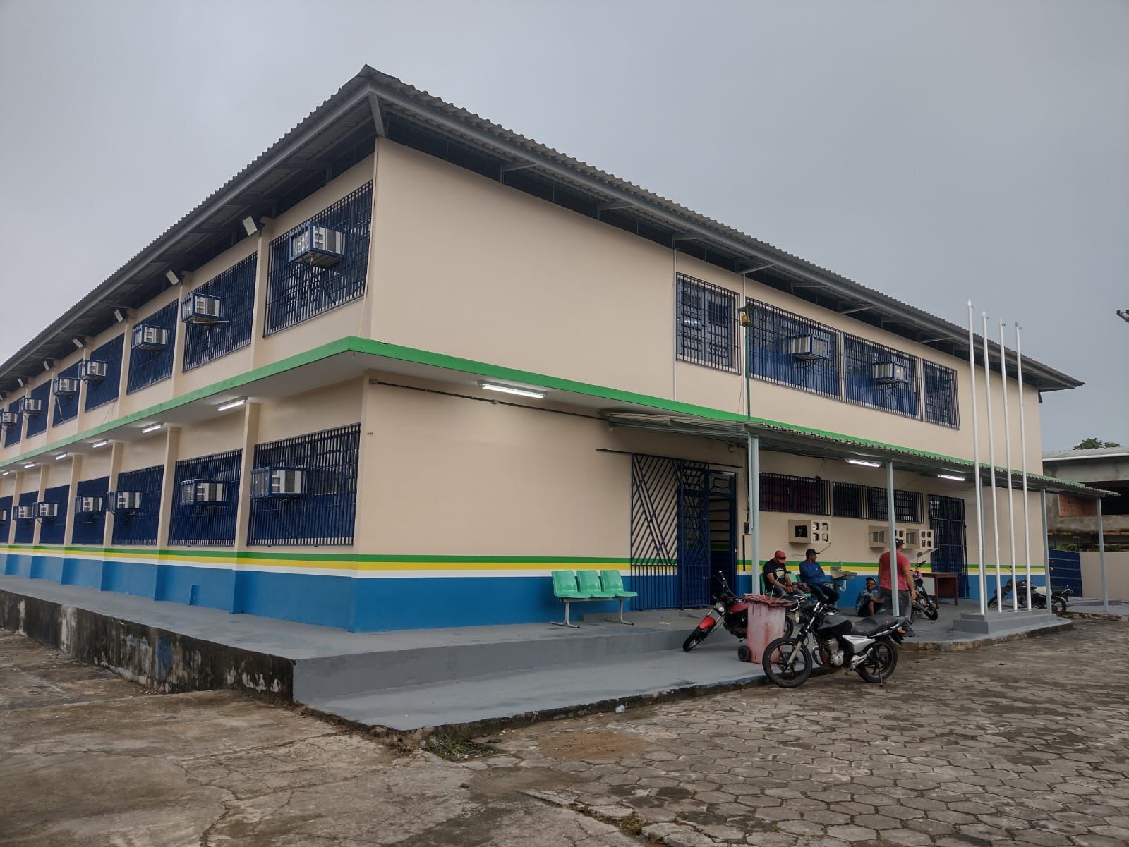 Governo do AM investe mais de R$ 5 milhões em convênio para reformas das escolas de Coari