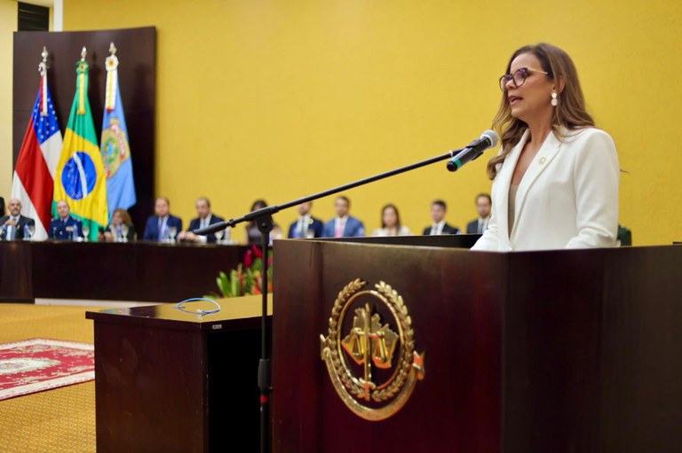 Saiba quem é a primeira mulher amazonense a chefiar a PF no Amazonas