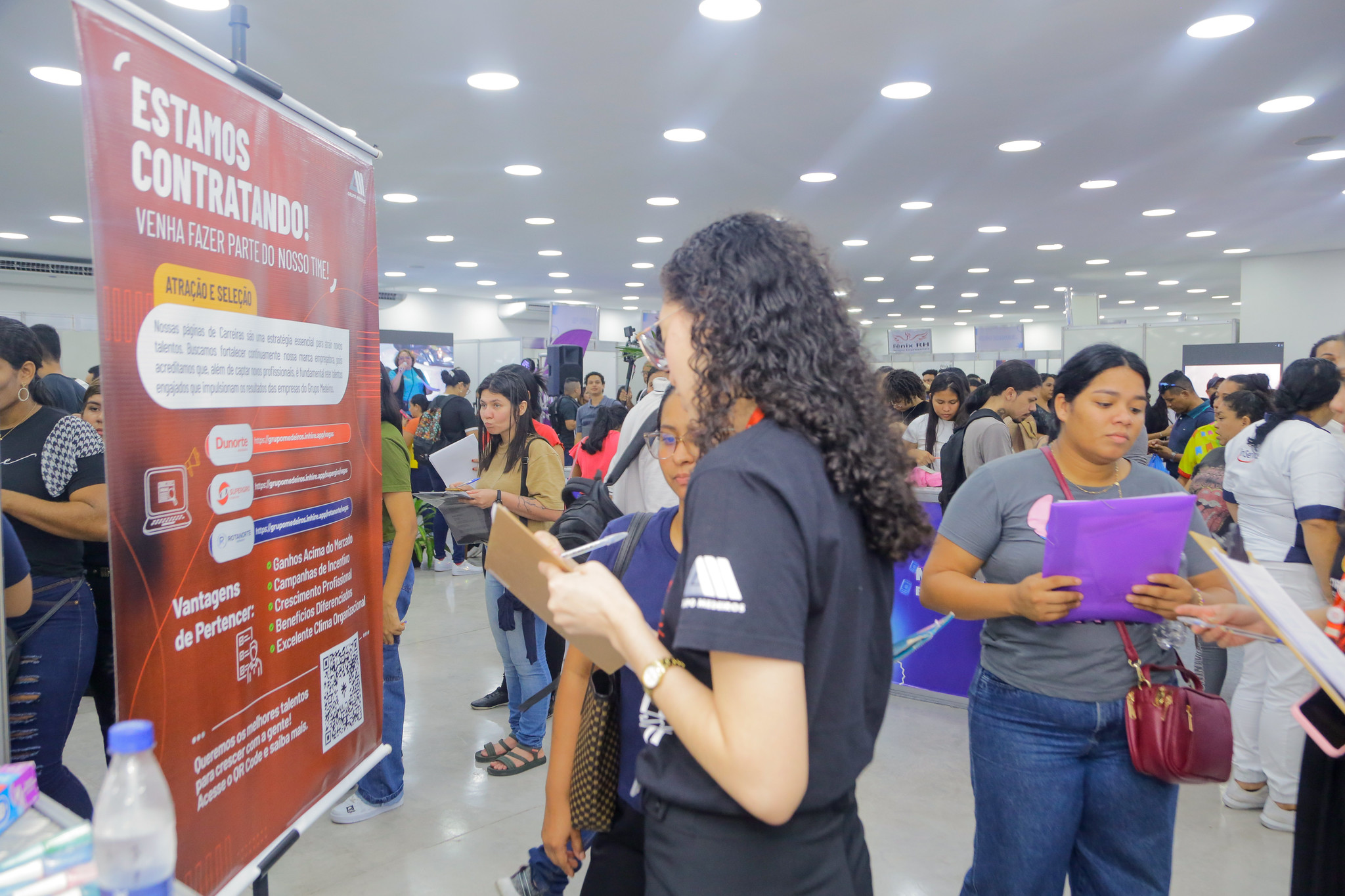 Megafeirão em Manaus oferece mais de 2 mil vagas nesta sexta