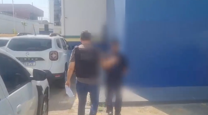 Vídeo: suspeito de estuprar a própria filha de 14 anos é preso em manaus