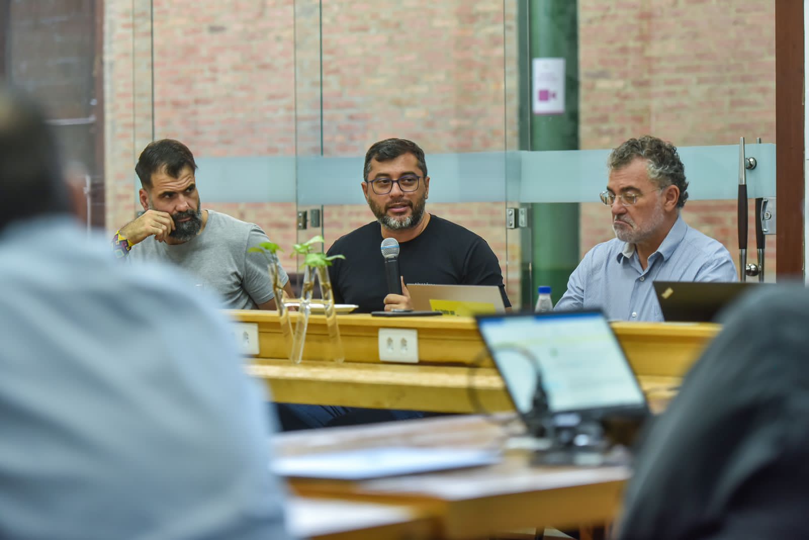 Wilson Lima discute com banco alemão investimentos de R$ 78 milhões para combater desmatamento