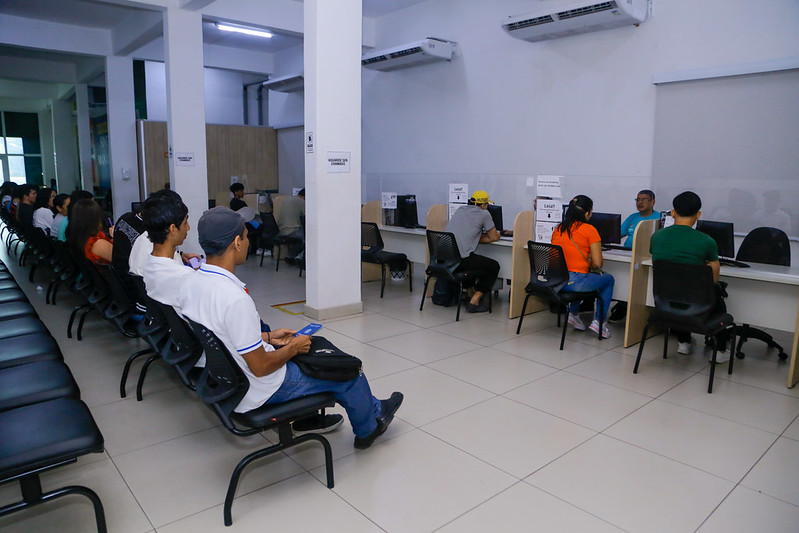 Sine Manaus oferta 888 vagas de emprego nesta segunda-feira (21)