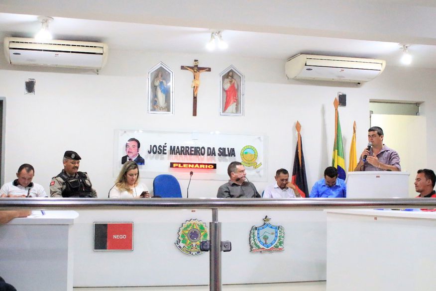 Vereadores vão ter que fazer teste do bafômetro antes de sessões