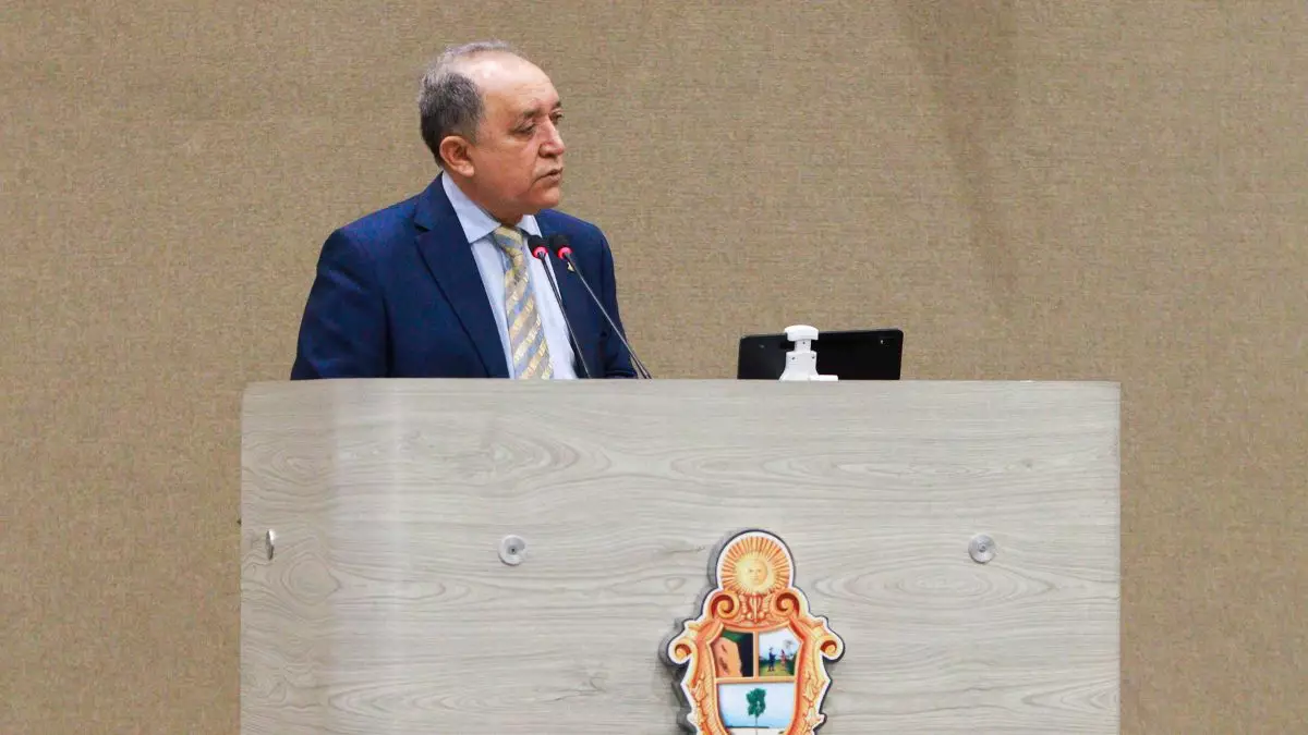Justiça condena vereador de Manaus por prática de nepotismo