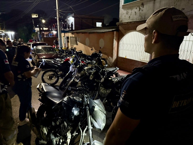 Operação contra 'rolezinhos' apreende 32 motocicletas em Manaus