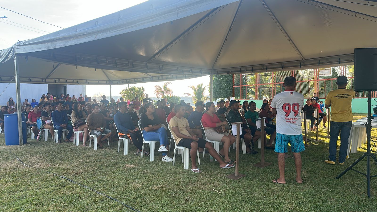 TRE-AM oferece serviços eleitorais em área rural de Manaus