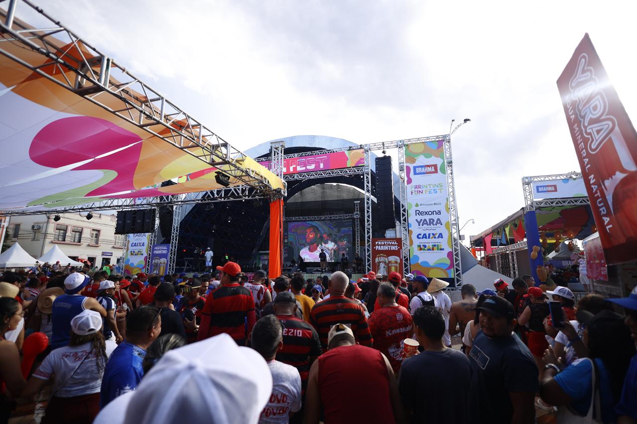 Parintins Fun Fest terá transmissão de Brasil x Escócia na Praça Digital
