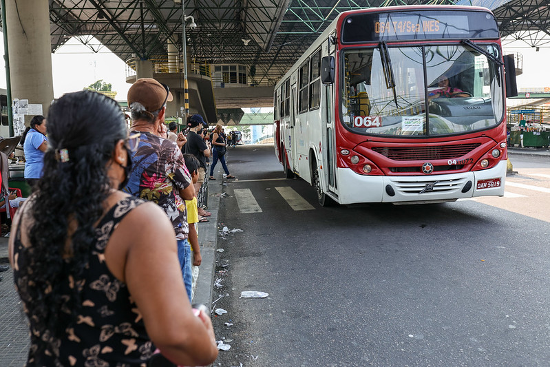 Prefeitura de Manaus realiza operação especial de trânsito e transporte