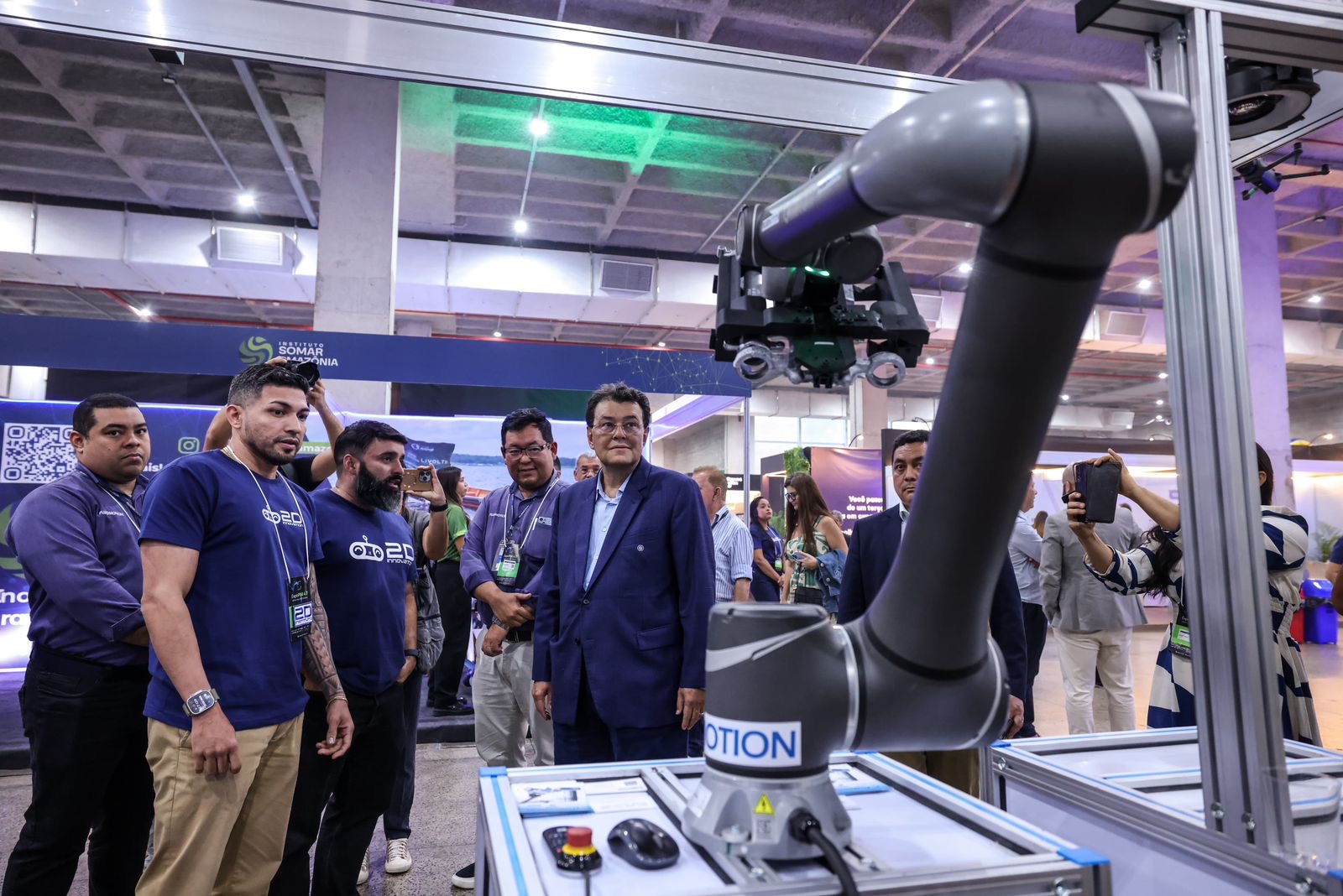 Eduardo Braga visita ExpoPIM 2026 e reforça papel estratégico da Zona Franca de Manaus