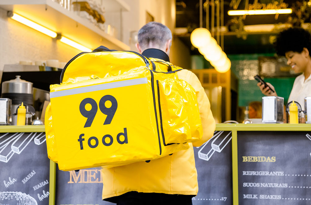 Seis em cada dez manauaras pedem comida por app ao menos uma vez por semana