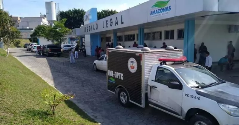 Adolescente de 14 anos morre após ser baleado pelo irmão em Manaus