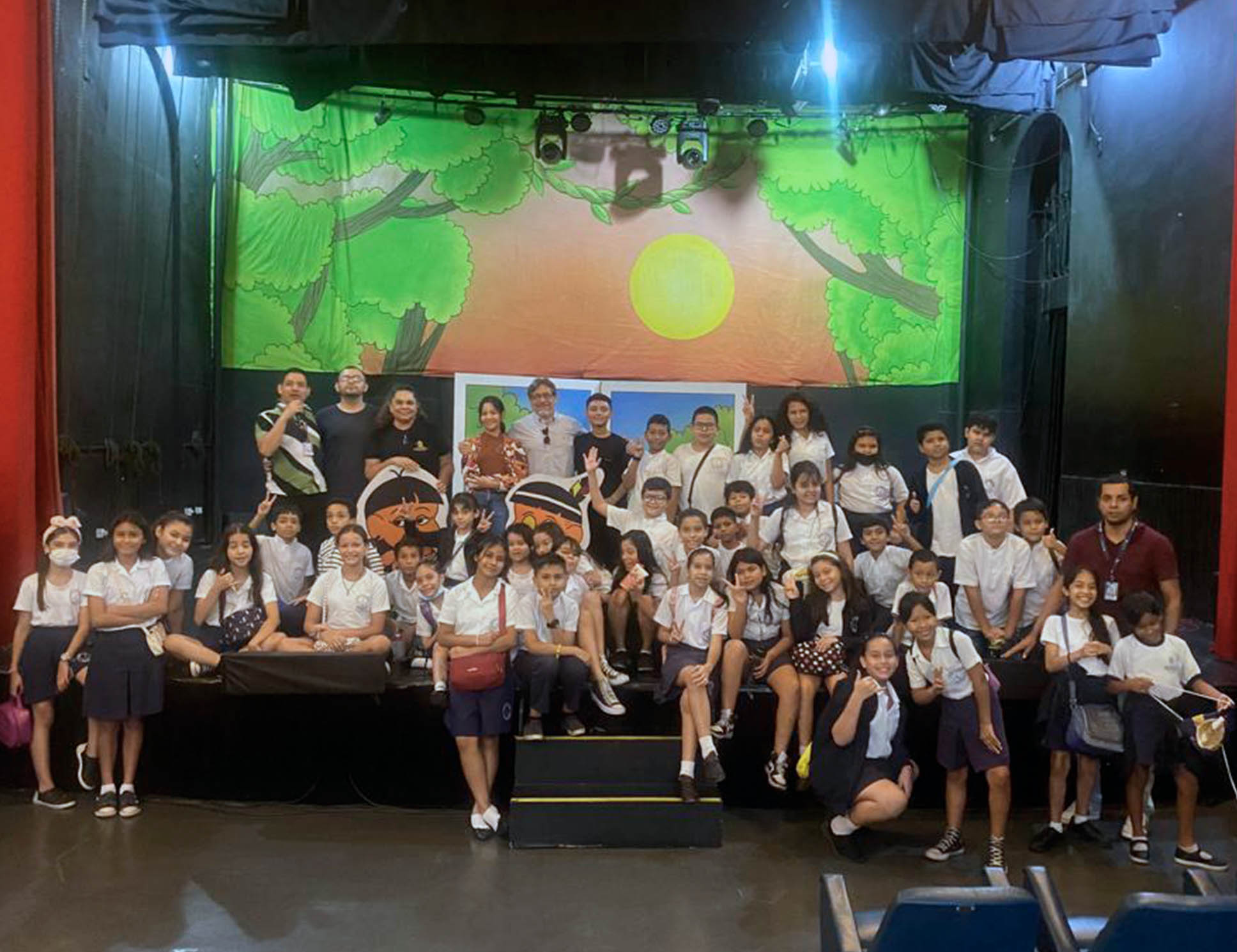 Alunos do colégio Princesa Isabel têm bate-papo com artistas do musical Curumim, do Festival de Ópera