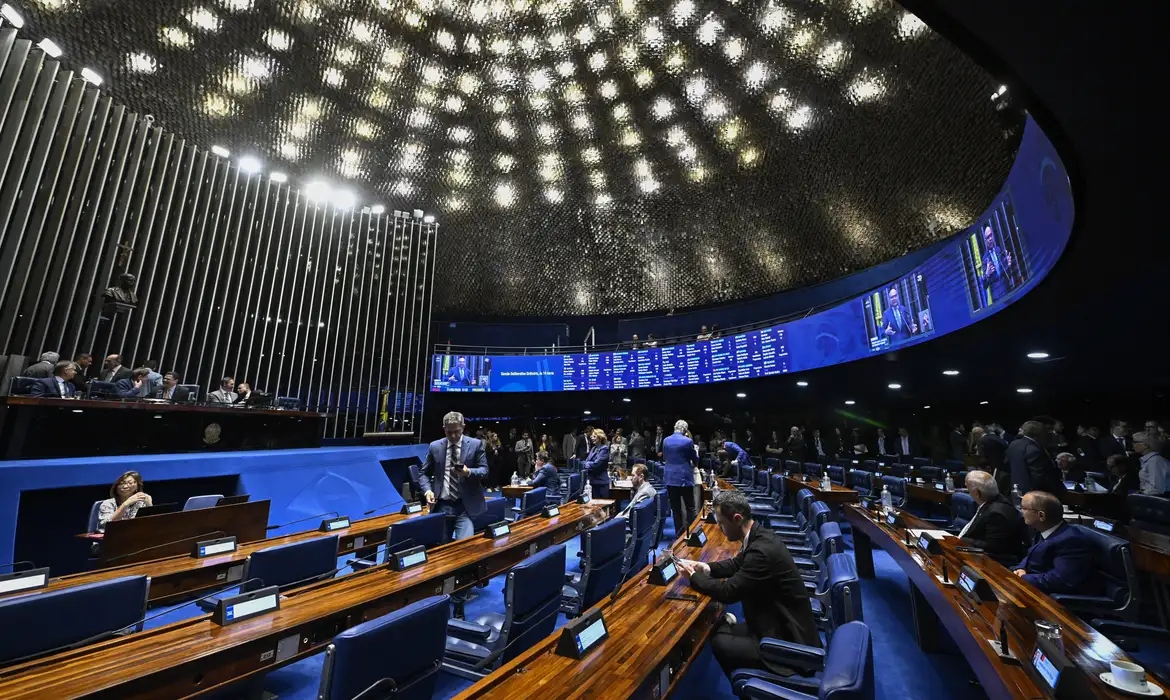 Senado aprova empréstimos de US$ 1,8 bi para estados e municípios