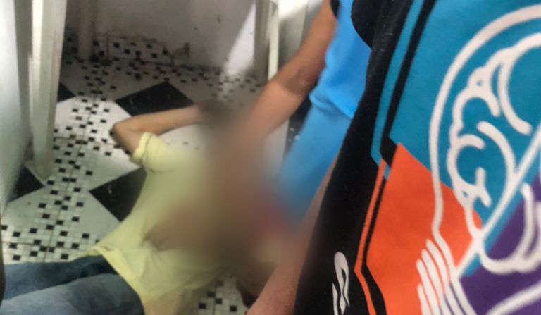 Jovem é executado a tiros em barbearia na véspera de Ano Novo