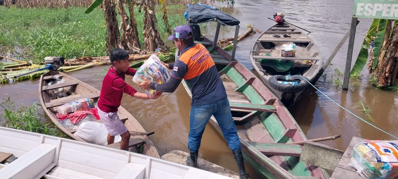 Mais de 525 mil pessoas são afetadas pela cheia no AM