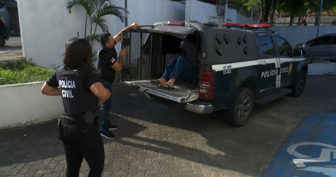 Preso homem que se passava por policial e agente federal para cometer crimes em Manaus