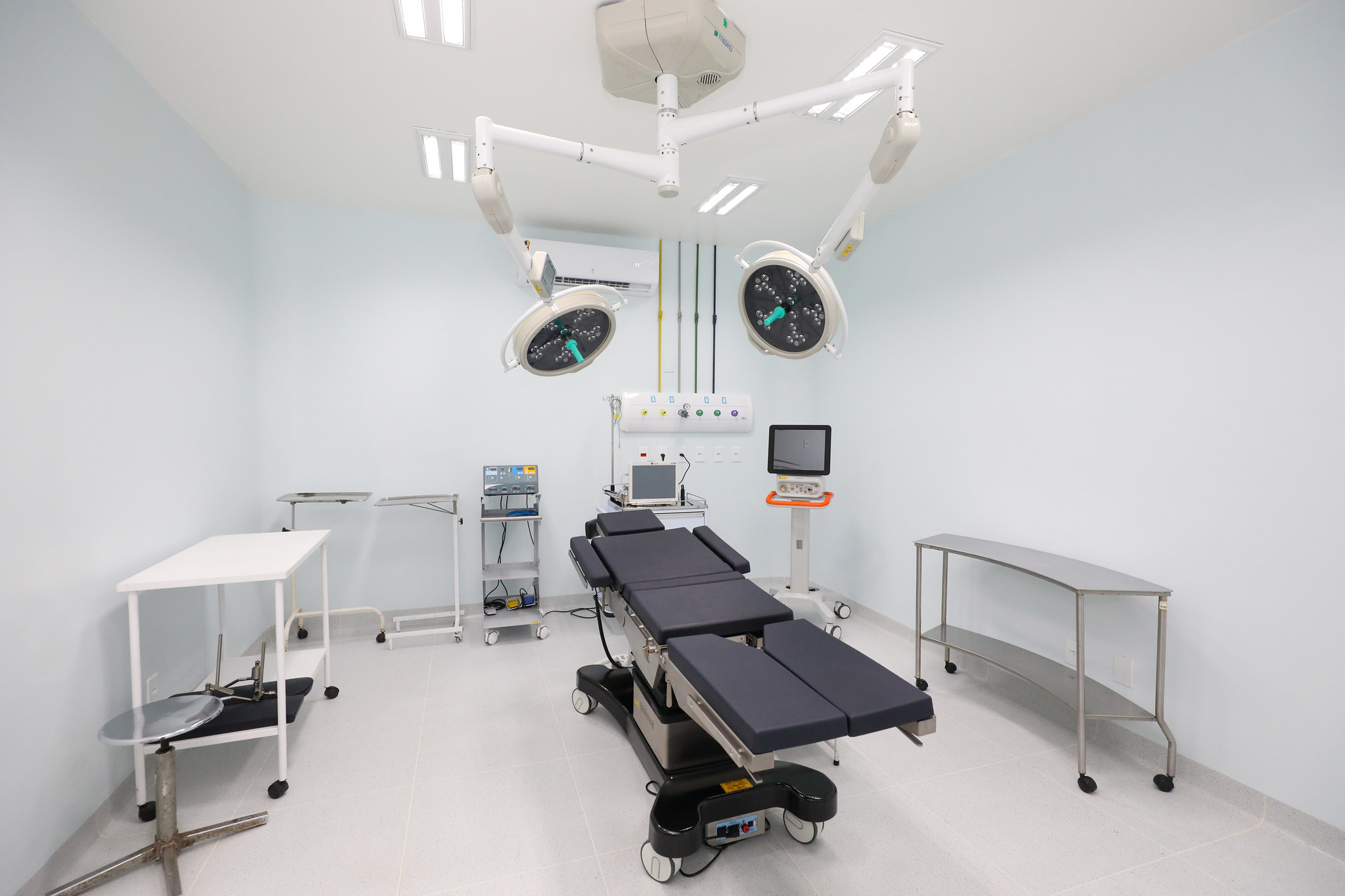 Centro Cirúrgico da Fundação Hospitalar Alfredo da Matta é reinaugurado