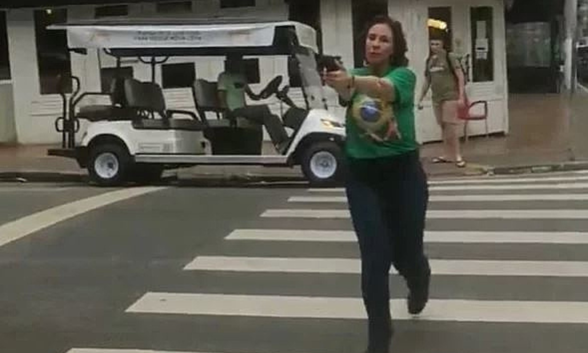 AGU envia à Itália defesa de extradição de Carla Zambelli