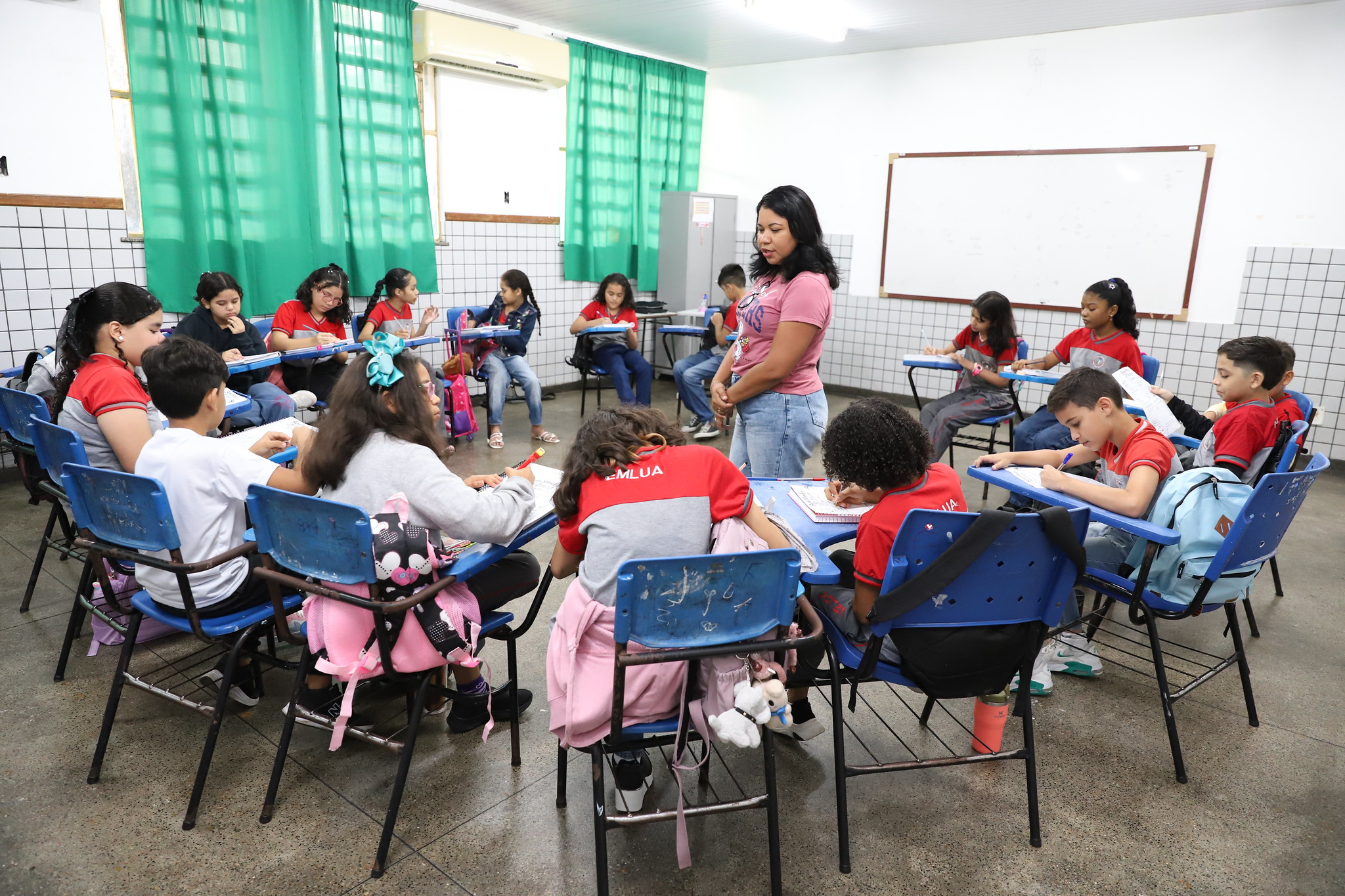 Prefeitura e Consulado Coreano alinham ampliação do ensino de idioma em escolas de Manaus