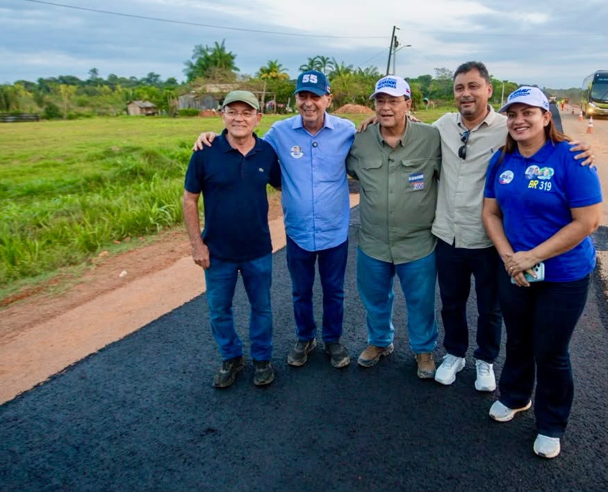 BR-319 tem seis frentes de obras; Omar fiscalizou a estrada de Manaus a Humaitá