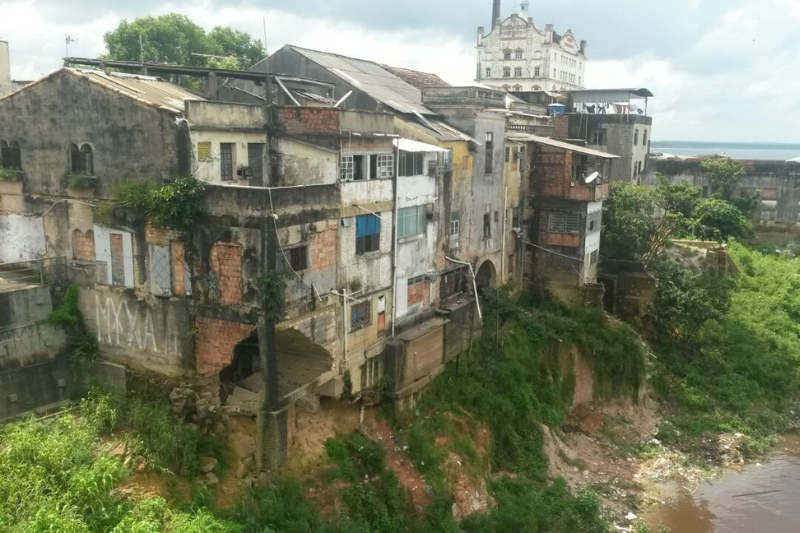 Justiça mantém interdição de 11 imóveis na Aparecida e proíbe retorno de moradores